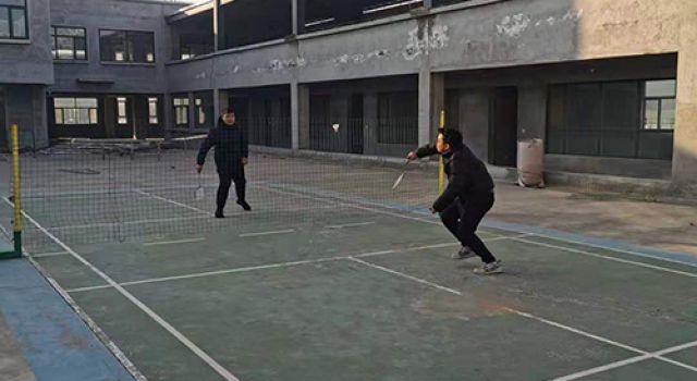 京台改扩建三驻地办组织羽毛球、乒乓球预选赛
